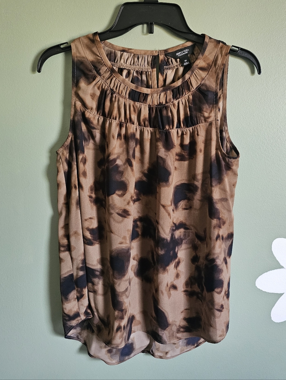 Simply Vera Vera Wang Brown and Black Tie-Dye Sleeveless Camisole - Picture 2 of 6